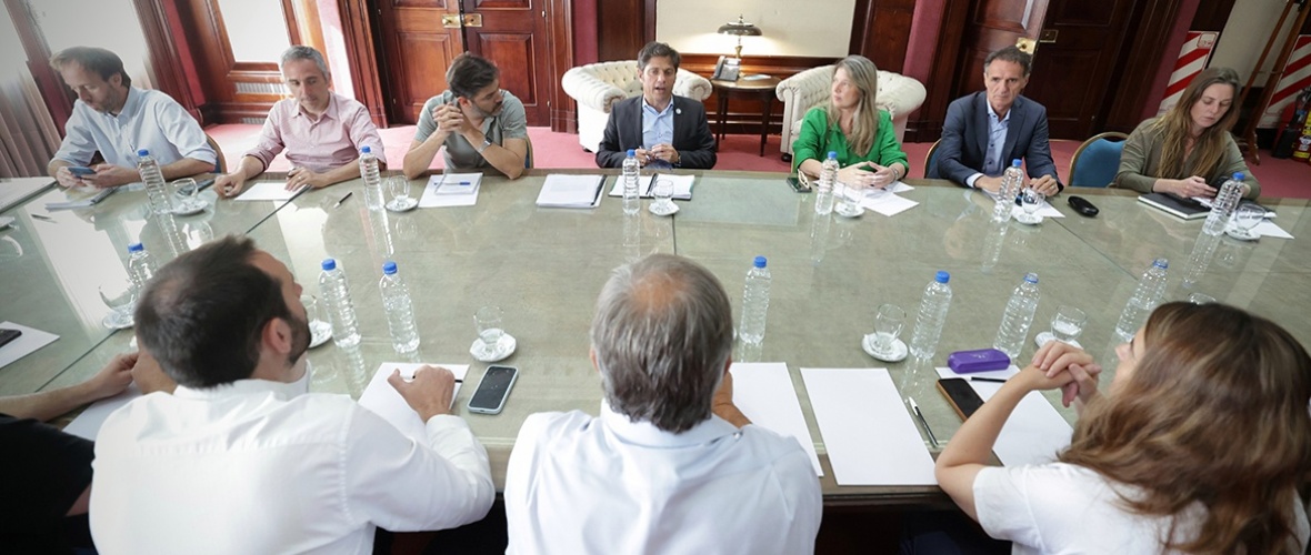 Kicillof reunió a su mesa política en medio de las tensiones internas de Unión por la Patria