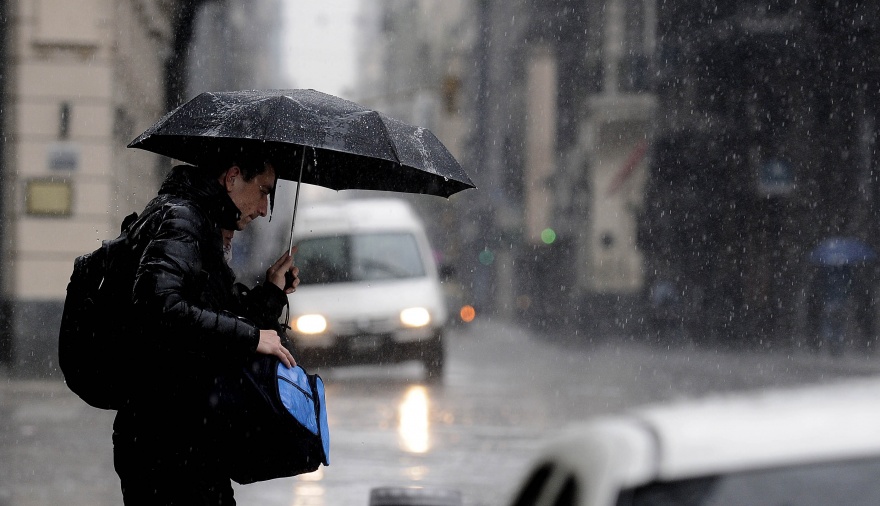 Alerta amarillo por lluvias y vientos para La Plata y alrededores