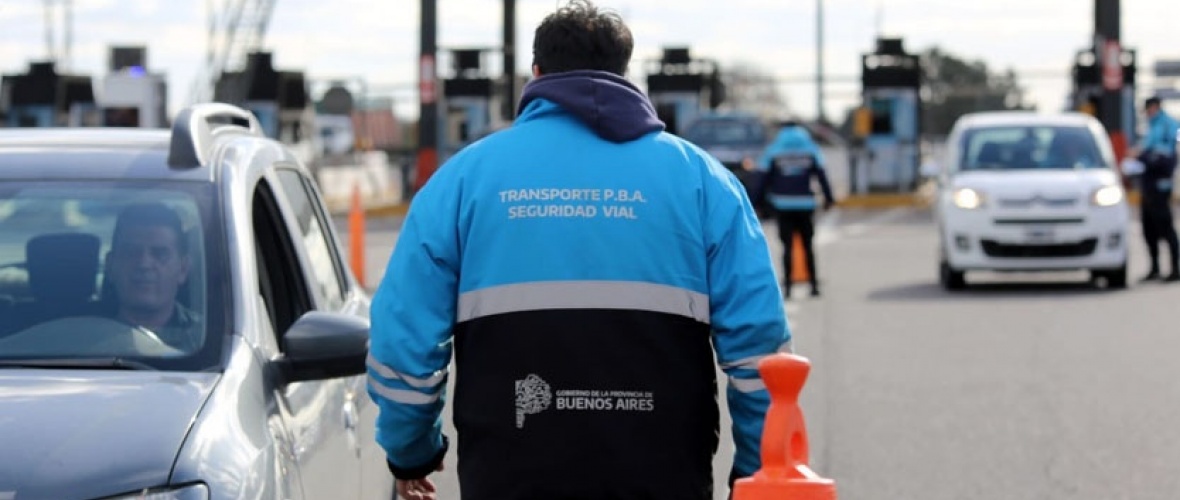 Tras la derogación de la cédula azul, qué trámite hay que hacer para autorizar a alguien a manejar un auto