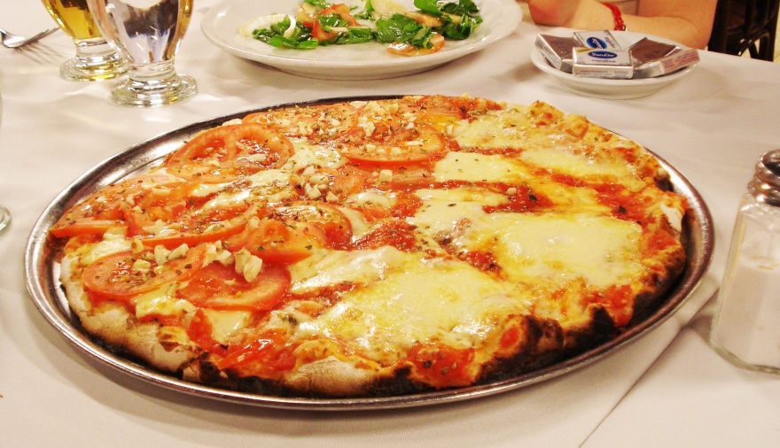 El primer Mundial de la Pizza y la Empanada llega a Argentina