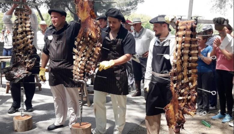 Puan se prepara para la cuarta fiesta del Asado Criollo