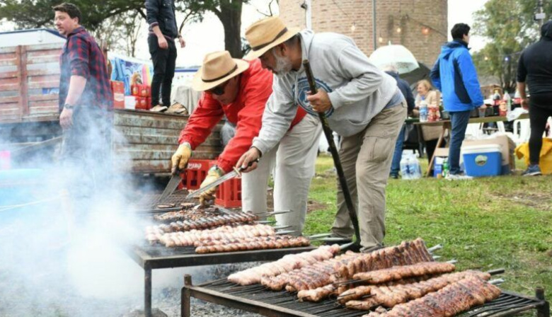 Moquehuá se prepara para la cuarta Fiesta del Asado: dos días de tradición, música y sabores
