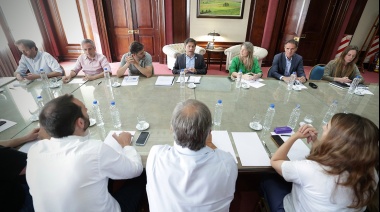 Kicillof reunió a su mesa política en medio de las tensiones internas de Unión por la Patria