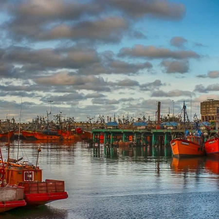 Condenan a empresarios portuarios de Mar del Plata por evasión millonaria en dólares