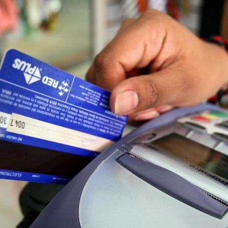 Vuelven las 12 cuotas con tarjeta de crédito: cómo acceder y cuáles son los comercios adheridos