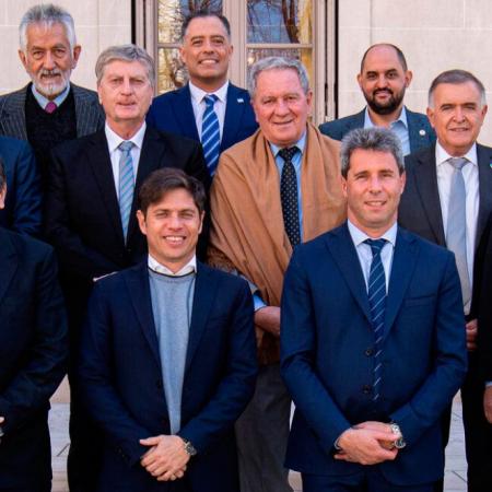 Gobernadores del peronismo se reúnen en Buenos Aires para fijar posición ante el Gobierno de Javier Milei