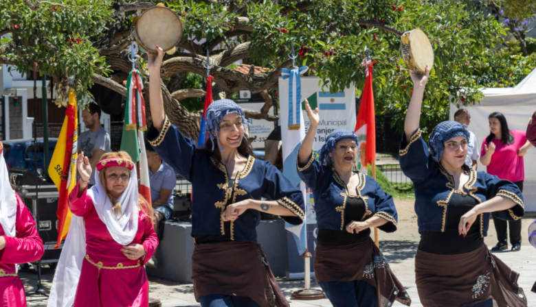 Nueva Fiesta de las Colectividades en Villa Adelina
