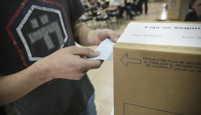 Jóvenes que cumplen 16 entre septiembre y octubre: ¿pueden votar en las provinciales?