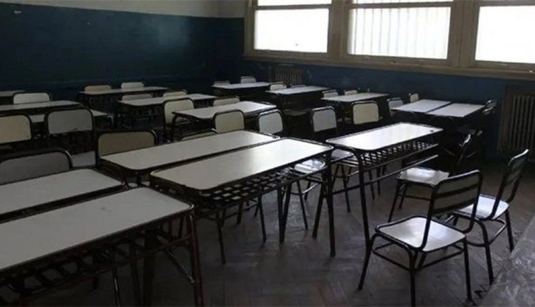 Auxiliares de la educación paran este viernes y complican el dictado de clases