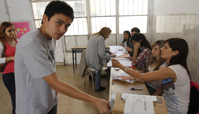 El voto joven suma fuerza: 435 mil bonaerenses de 16 y 17 años están habilitados para votar