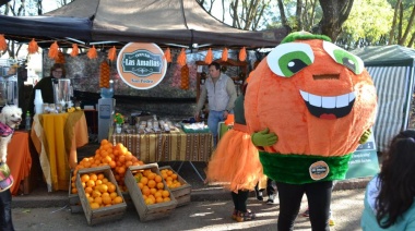 Otro finde bien fiestero en la provincia: mucho alfajor, naranja y kiwi 