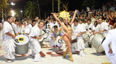 Llega el gran Carnaval de 25 de Mayo a pura fiesta