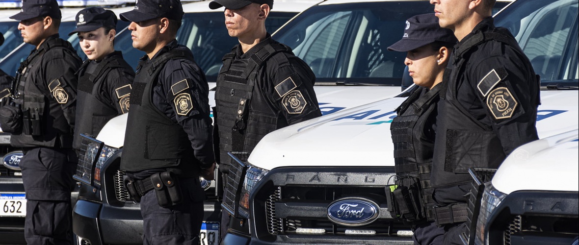 Seguridad advierte que si la policía protesta “será denunciada y sancionada”