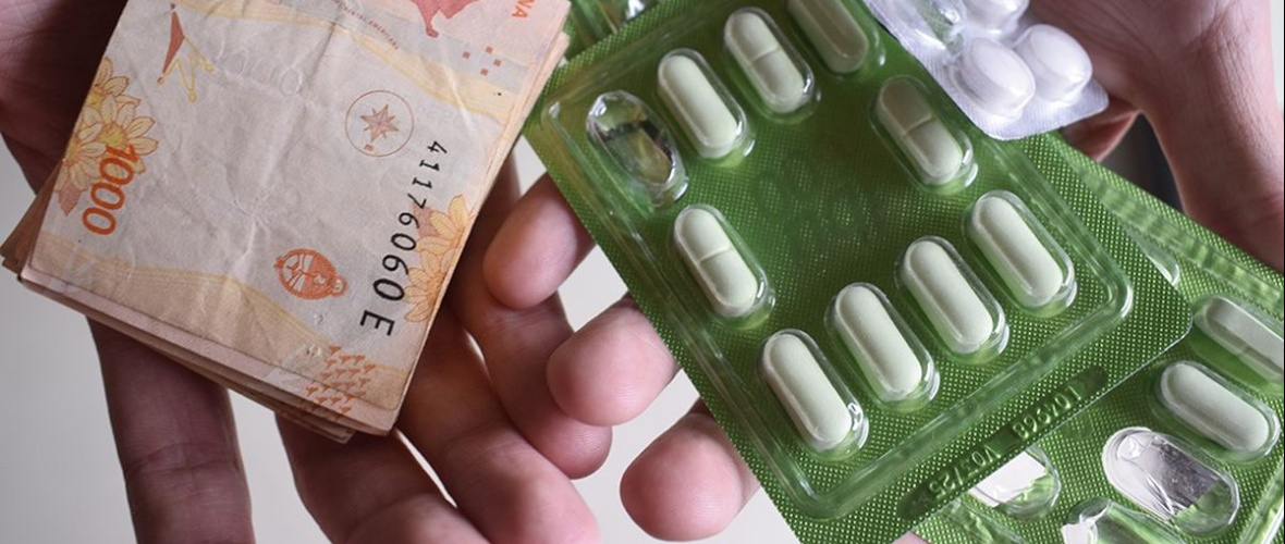 Kreplak cuestionó la decisión de ANMAT sobre la venta libre de 10 remedios