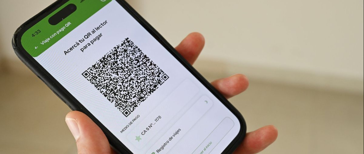 Cuenta DNI habilitó el pago con QR en colectivos y subte: paso a paso para usarlo