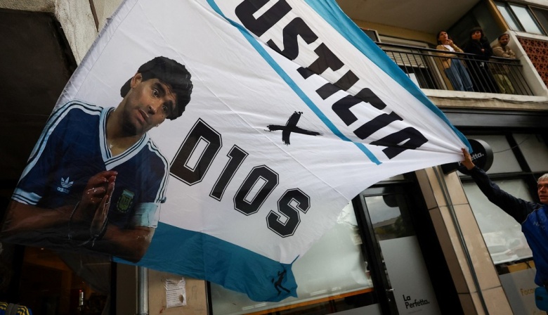 Comenzó el juicio por la muerte de Maradona: 192 testigos y siete acusados