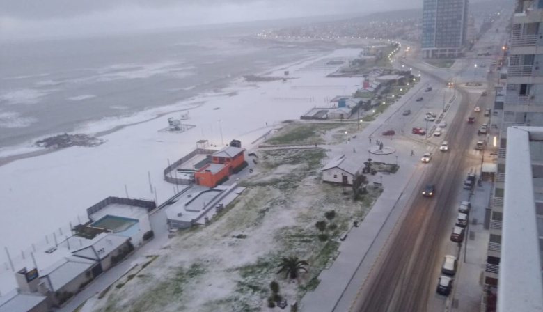 Nevadas en Buenos Aires: el sur provincial amaneció teñido de blanco y podría volver a nevar