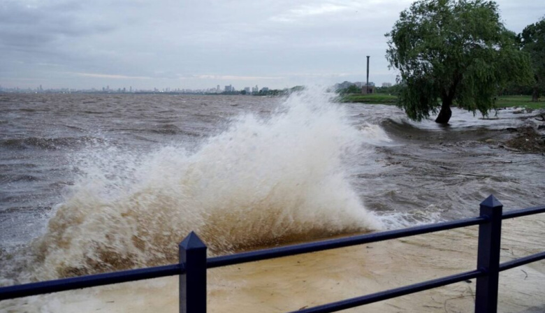 Alerta en Berisso y Ensenada por la crecida del Río de La Plata