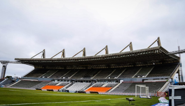 Mar del Plata: avalan millonaria concesión del estadio Minella y el Polideportivo