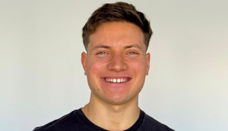 Un influencer gastronómico se lanza a la política como candidato a concejal en Bahía Blanca