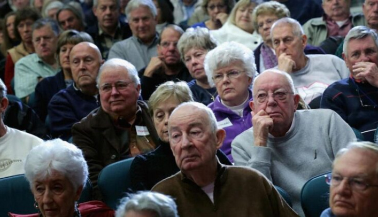 Jubilados: ANSES confirmó el bono en agosto, que sigue sin actualizarse