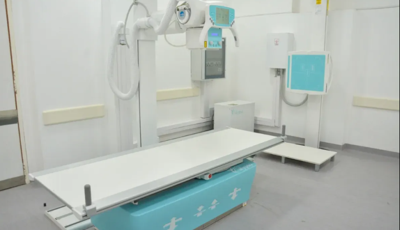 Kicillof entregó equipamiento de última tecnología al Hospital Güemes de Haedo