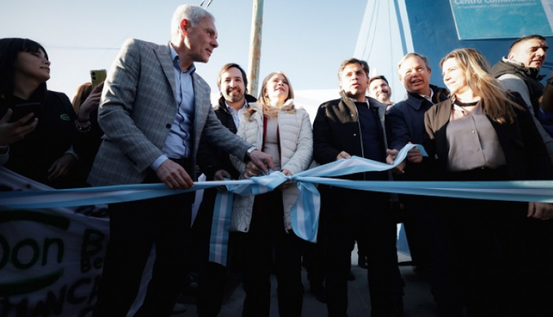 Kicillof inauguró un Centro Comunitario de Salud Mental y Consumos Problemáticos en Berisso