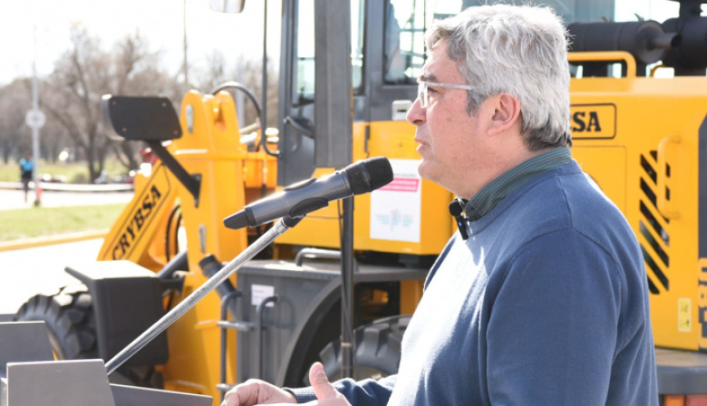 PBA invierte en caminos y asiste a productores de 9 de Julio, Casares y Bolívar