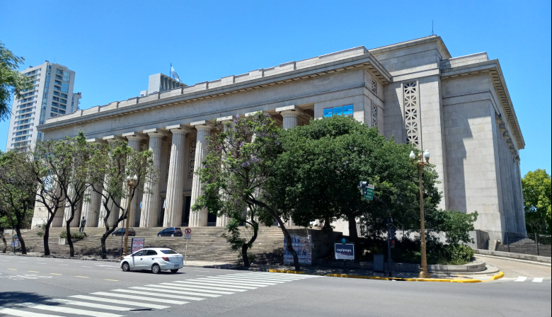 La UBA pidió a Milei que reglamente la Ley de Financiamiento Universitario