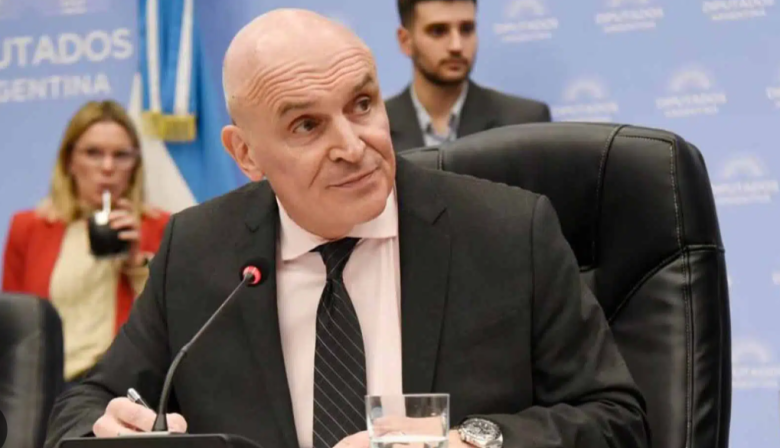 José Luis Espert pidió licencia como diputado nacional hasta el final de su mandato