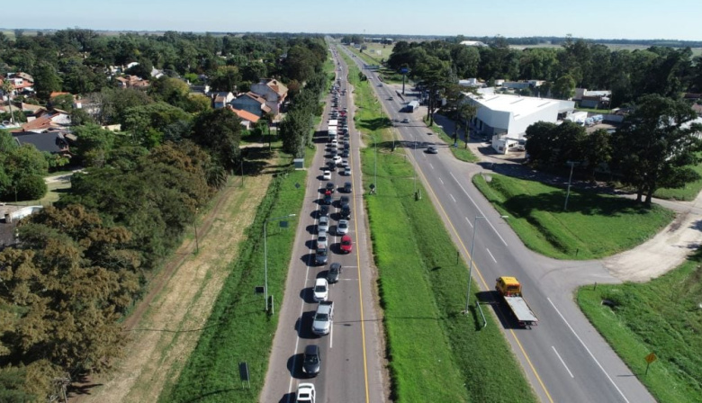 Restringen la circulación de tránsito pesado en rutas bonaerenses por el fin de semana largo