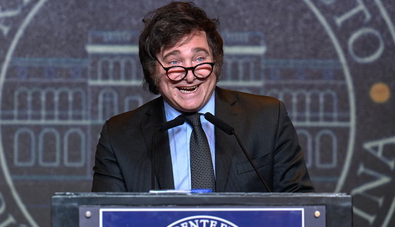 Javier Milei prepara un nuevo plan de convertibilidad peso-dólar con respaldo de EE.UU.