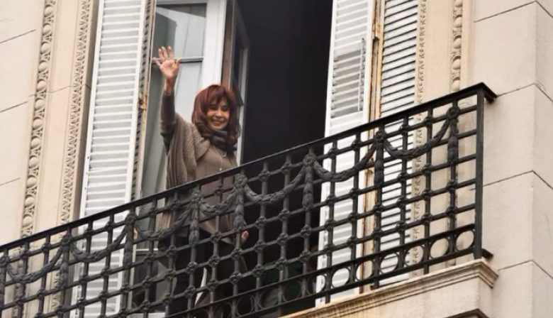 Cristina Kirchner culpó a Kicillof por la derrota del peronismo en Provincia