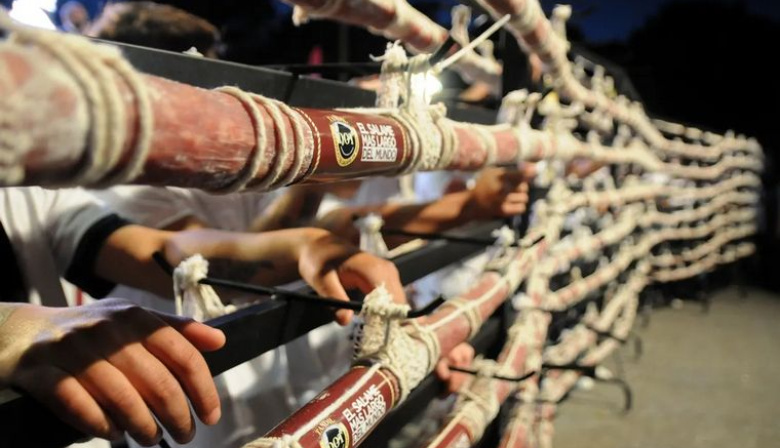 Tandil quiere arrebatarle el título del "salame más largo del mundo" a San Andrés de Giles