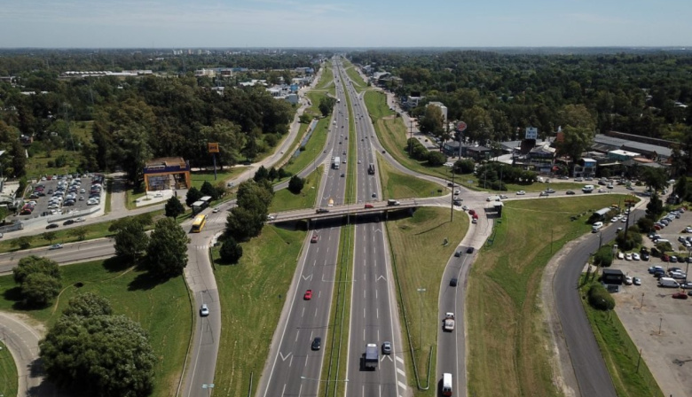 La Autopista del Oeste cambió su límite de velocidad y habrá más controles