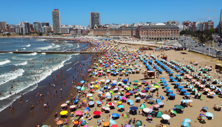 La Provincia lanzó un paquete de beneficios para impulsar el turismo y el consumo