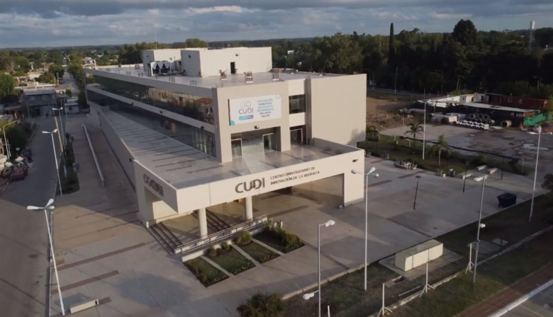 La Matanza habilitó la inscripción para estudiar biotecnología, videojuegos y más en el Centro de Innovación