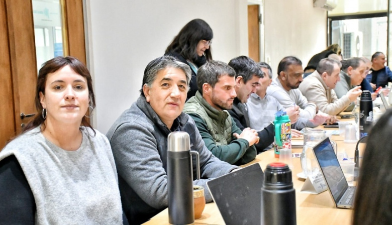 La provincia bonaerense convoca a paritarias en medio del reclamo salarial de los gremios estatales