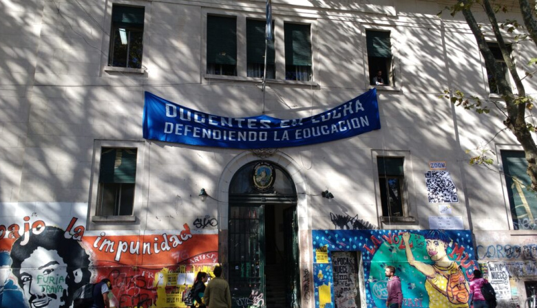 Suspenden las clases en una facultad de la UNLP por una amenaza de masacre