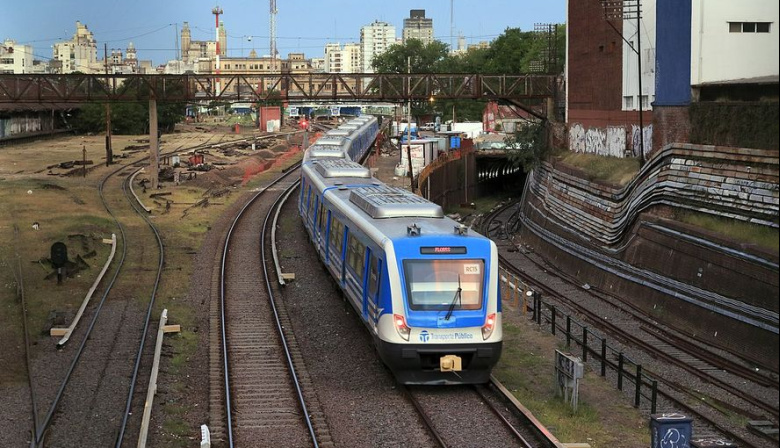 Nuevos horarios del tren Sarmiento: el viaje entre Once y Moreno ya dura más de una hora