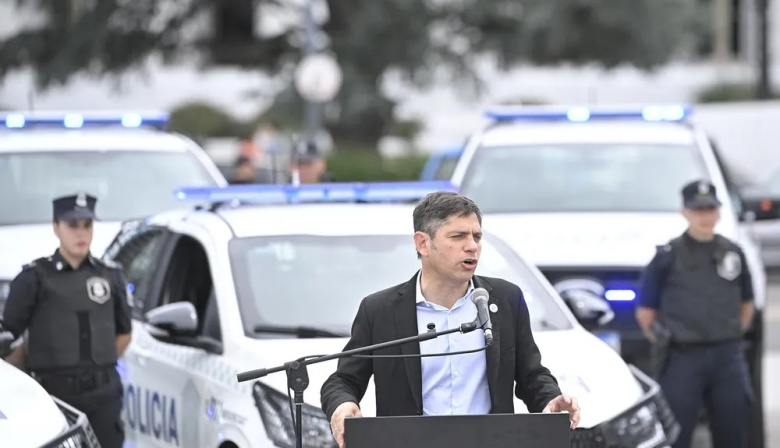 "Rapidito Toto, por favor": el pedido de Kicillof a Caputo para que convalide el endeudamiento