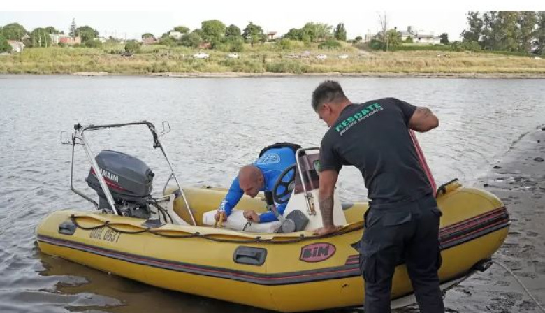 Sin rastros del joven desaparecido mientras nadaba en aguas del río Quequén