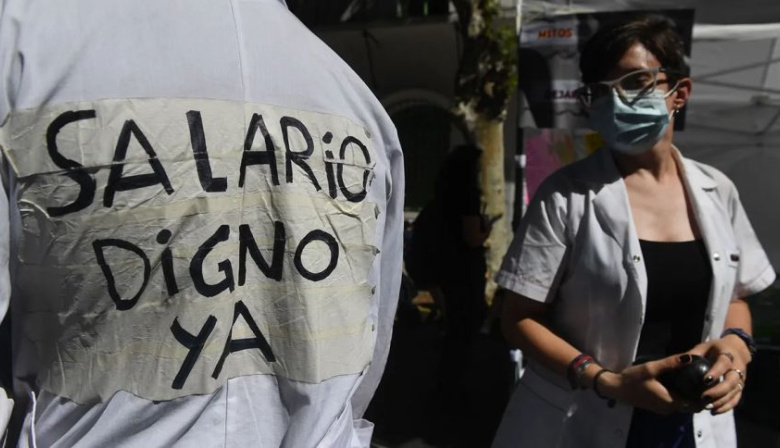 San Nicolás y Bahía Blanca en alerta: grave conflicto salarial en la Clínica Santa Isabel y el Hospital Italiano