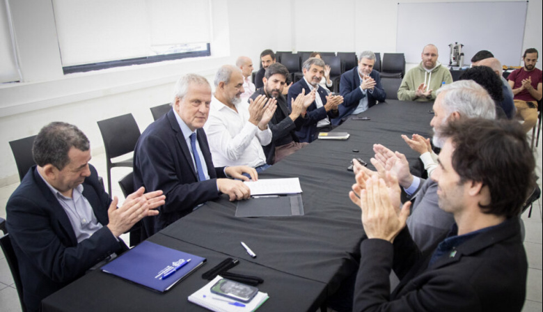 La UNAHUR incorporó la primera computadora cuántica del sistema universitario argentino