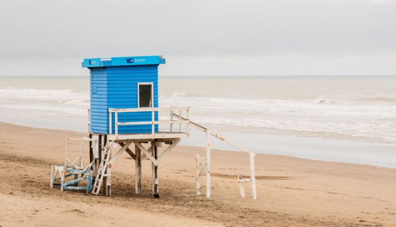 Conflictos con guardavidas en la Costa Atlántica a días del inicio de la temporada