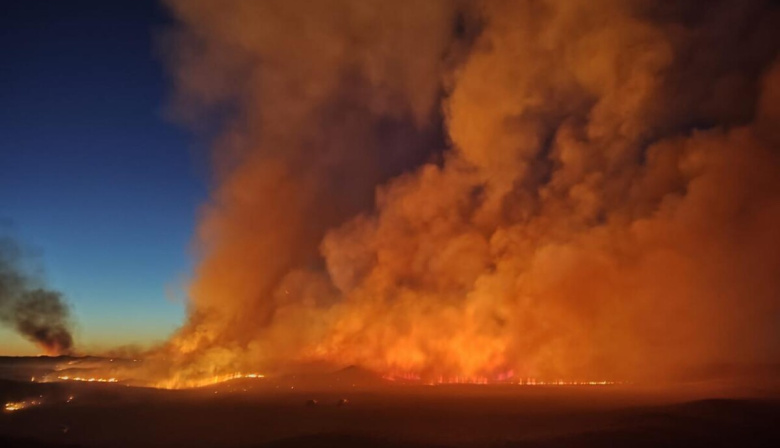 Incendio fuera de control en Villarino: más de 5.600 hectáreas afectadas