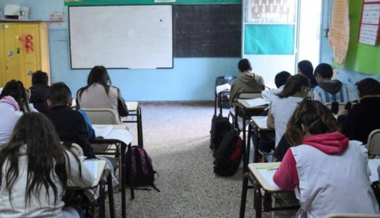 Programa FORTE: ¿cuánto cobrarán docentes y auxiliares en la secundaria bonaerense?