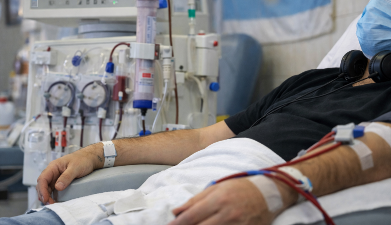 Centros de diálisis alerta por riesgo de colapso en varios municipios bonaerenses