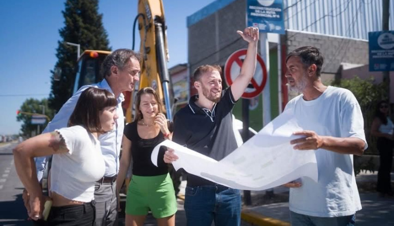 Otermín y Katopodis recorrieron la obra de la Ruta 4 en Lomas