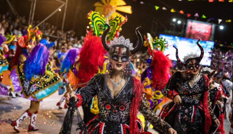 Dolores vibra al ritmo del Carnaval del Sol 2026: ocho noches de fiesta y un cierre estelar